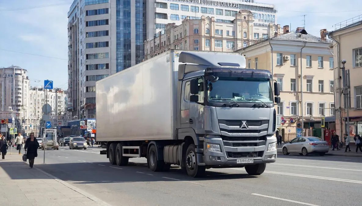 С 31 марта по 30 апреля в Хабаровске ограничат движение большегрузов