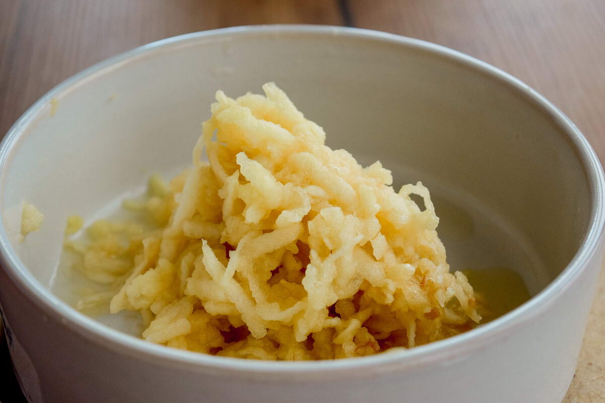 Яблоки: доступный фрукт, который укрепляет печень после 60 лет