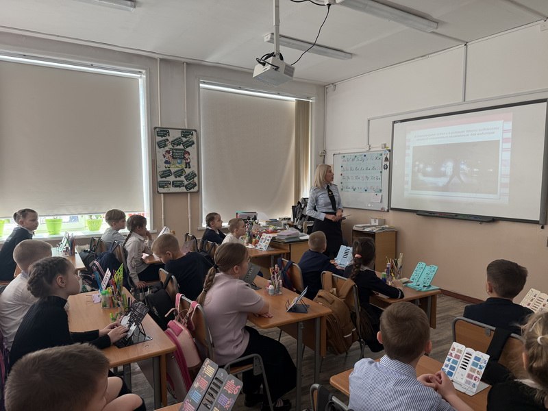 В Вяземском районе сотрудники Госавтоинспекции провели профилактическое мероприятие «Яркий путь пешехода» В Вяземском районе сотрудники Госавтоинспекции провели профилактическое мероприятие «Яркий путь пешехода»