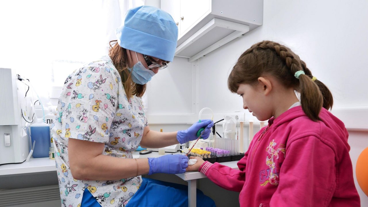 Ремонт в детской больнице на Заводской должен завершиться к лету – но это не точно Больницу закрыли на капремонт больше года назад – в ноябре 2024-го. Хабаровчан такой долгий срок ремонта беспокоит