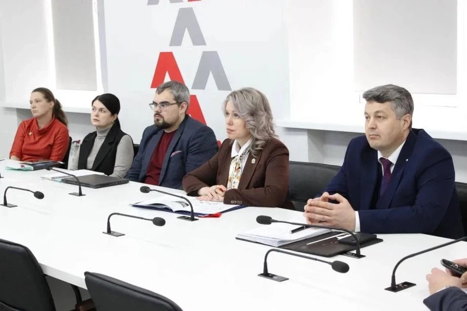 В Хабаровске открылся Центр высокотехнологичных инженерных компетенций «Магистраль» В Хабаровске открылся Центр высокотехнологичных инженерных компетенций «Магистраль»