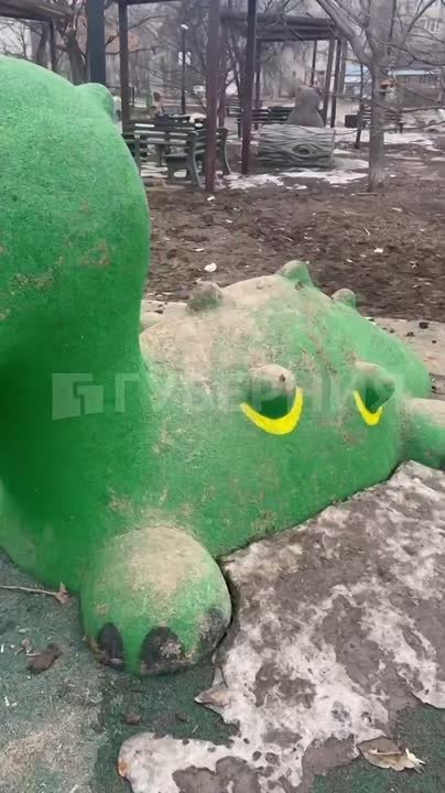 «Прогулка превращается в мучение»: состоянием нового сквера на Базе КАФ недовольны хабаровчане