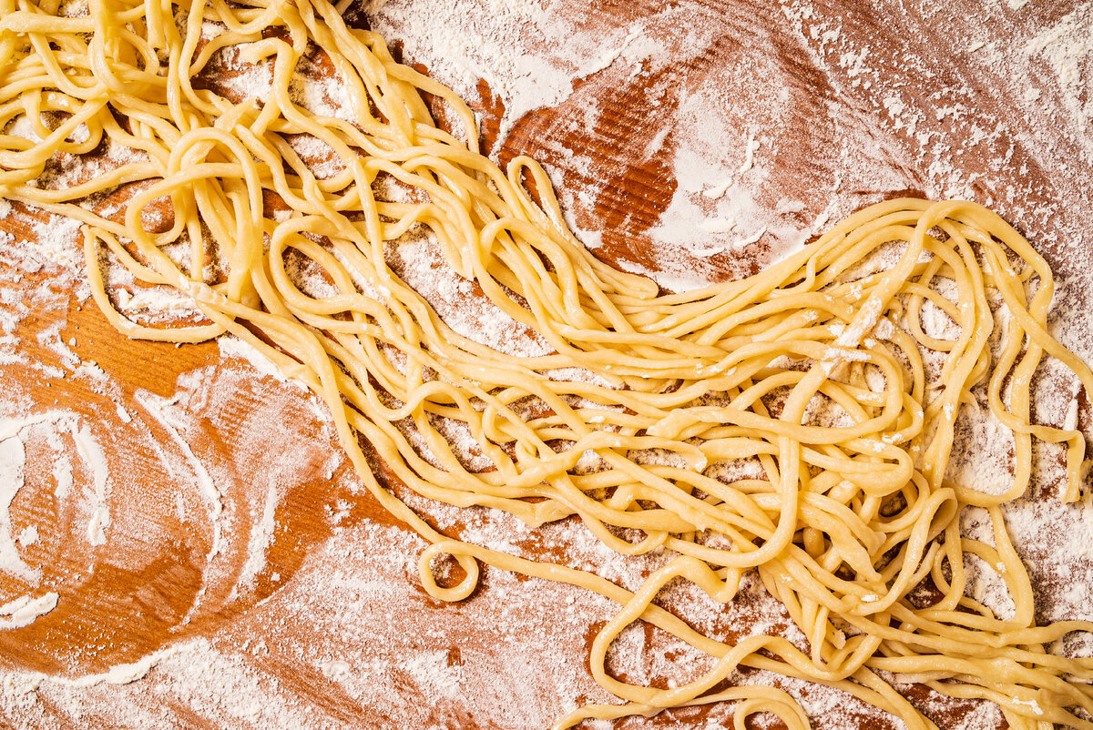 Как приготовить домашнюю лапшу для лагмана: секреты и советы