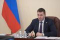Губернатор Дмитрий Демешин поручил рассмотреть все обращения, поступившие на прямую линию, в течение месяца