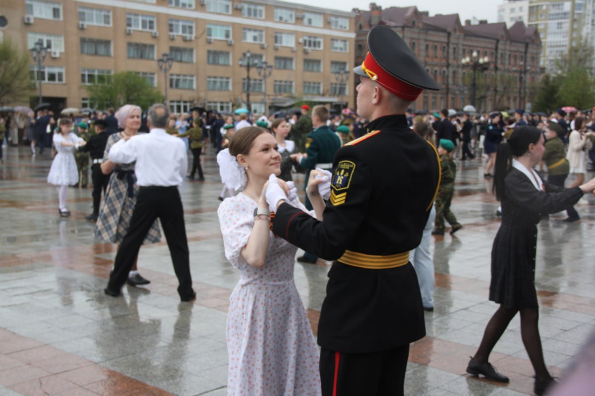 В Хабаровске стартовал набор участников на патриотическую акцию «Дальневосточный вальс», которая станет одним из ключевых событий, приуроченных к празднованию Дня Победы