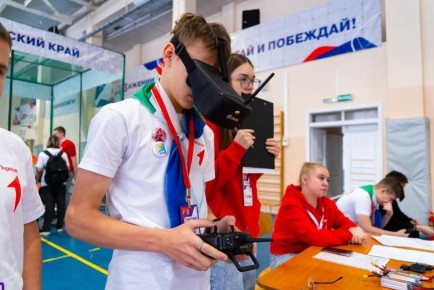 10 миллионов рублей направят на развитие технического творчества школьников Хабаровского края