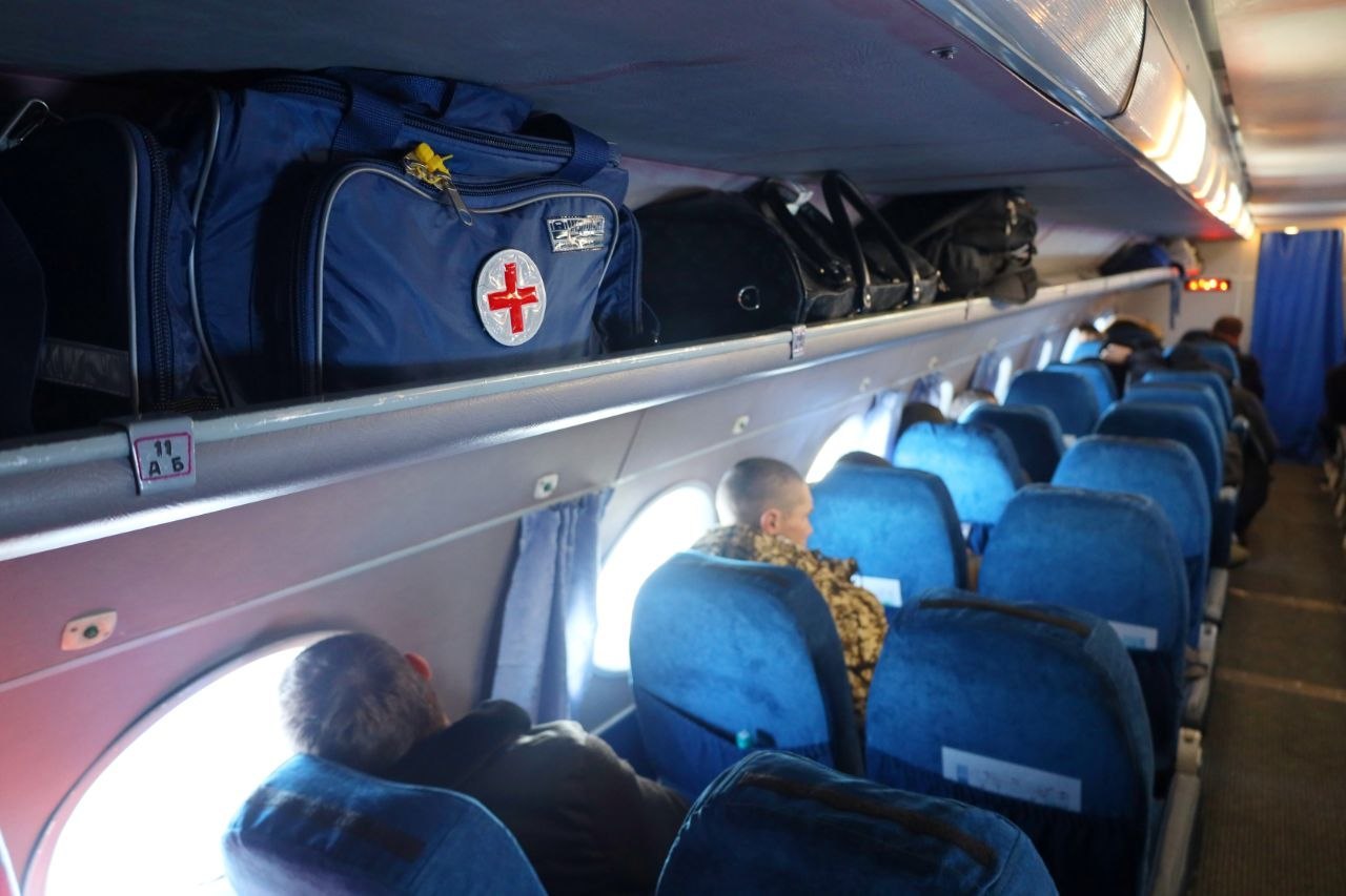 Врач футбольной команды спас двух пассажиров авиарейса «Москва – Хабаровск»