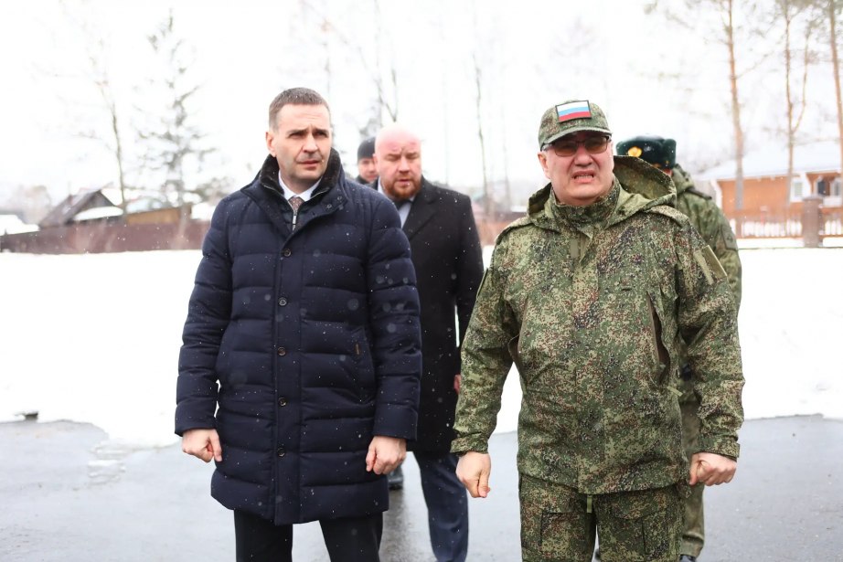 По поручению Президента Владимира Путина медалью ордена «За заслуги перед Отечеством» II степени награжден зампред правительства края по природным ресурсам и сельскому хозяйству Дарий Тюрин По поручению Президента Владимира Путина медалью ордена «За заслуги перед Отечеством» II степени награжден зампред правительства края по природным ресурсам и сельскому хозяйству Дарий Тюрин