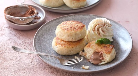 Шоколадные сырники: нежные кусочки счастья