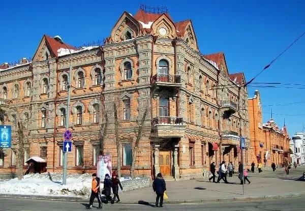 Дмитрий Демешин: У Хабаровского края нет окраин: жителям даже самых отдалённых районов становятся доступны очень редкие и ценные книжные издания в формате онлайн Дмитрий Демешин: У Хабаровского края нет окраин: жителям даже самых отдалённых районов становятся доступны очень редкие и ценные книжные издания в формате онлайн