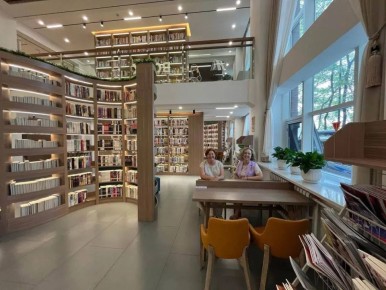 Дмитрий Демешин: У Хабаровского края нет окраин: жителям даже самых отдалённых районов становятся доступны очень редкие и ценные книжные издания в формате онлайн