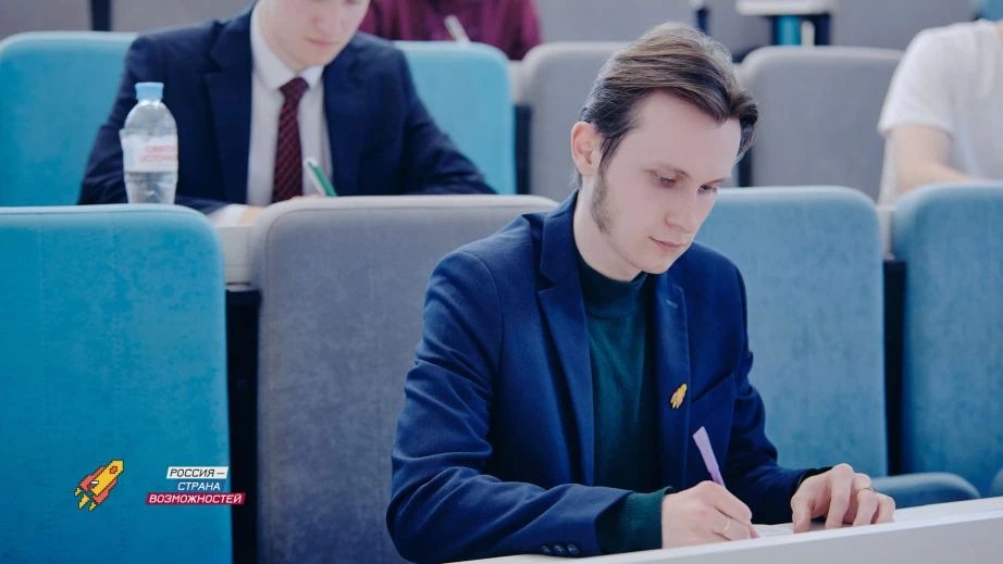 От графиков поездов до мультимодальных перевозок: в Хабаровске прошел финал олимпиады «Я – профессионал» От графиков поездов до мультимодальных перевозок: в Хабаровске прошел финал олимпиады «Я – профессионал»