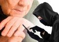 Как защитить пожилых людей от мошеннических схем с недвижимостью в 2026 году