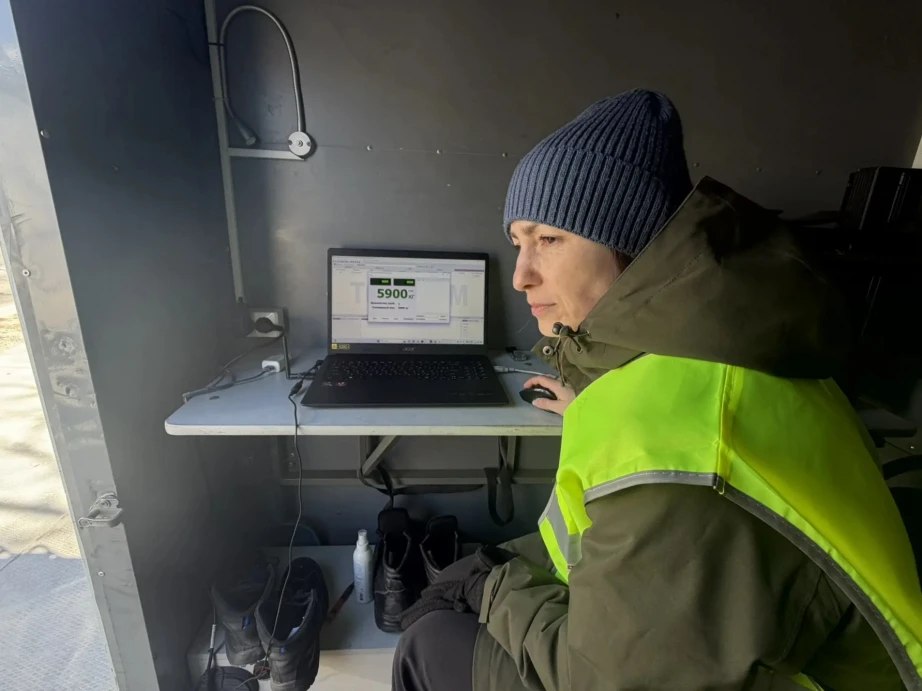 В Хабаровском крае заработали передвижные пункты весогабаритного контроля В Хабаровском крае заработали передвижные пункты весогабаритного контроля