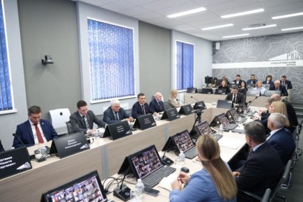 Развитие соцзащиты в Хабаровском крае обсудили на первой открытой стратегической сессии