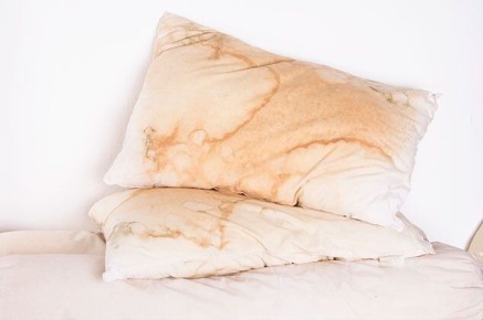 Что скрывают следы на подушке: последствия и решения