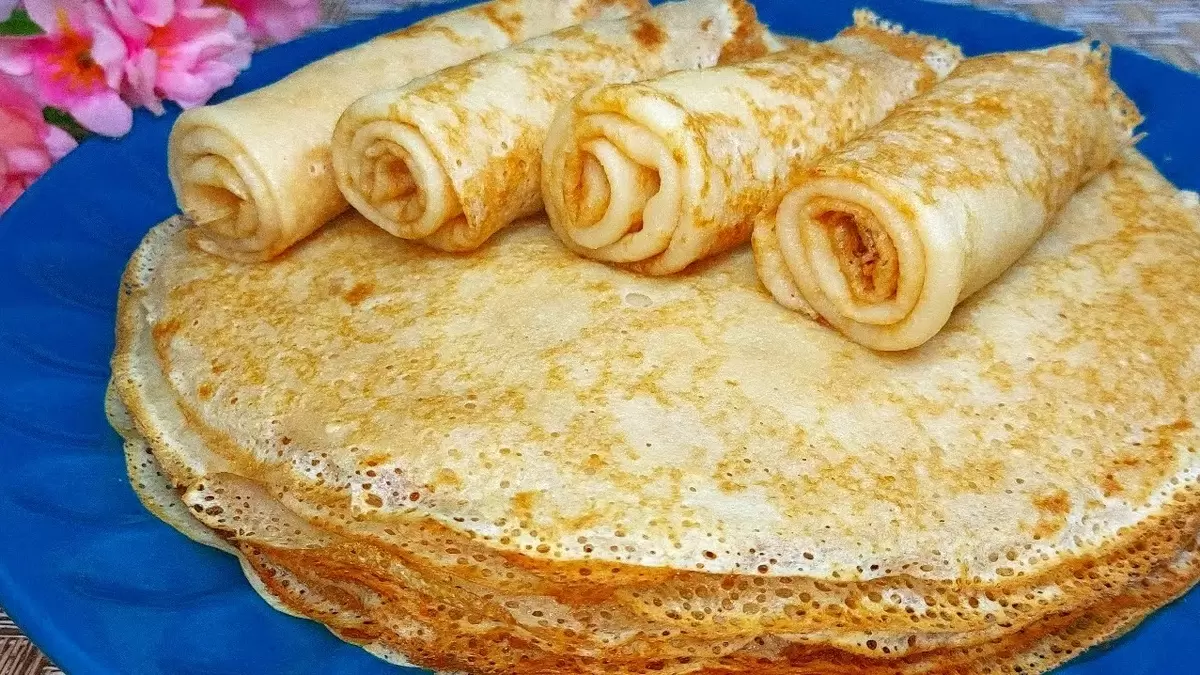 Как приготовить тонкие блины на минеральной воде за считанные минуты