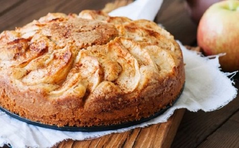 Ленивый заливной пирог: настоящая находка для уютного вечера