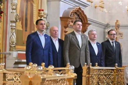 Сергей Кравчук: Дорогие хабаровчане!. От всего сердца поздравляю вас со Светлым Христовым Воскресением — праздником надежды, возрождения и безграничной любви!