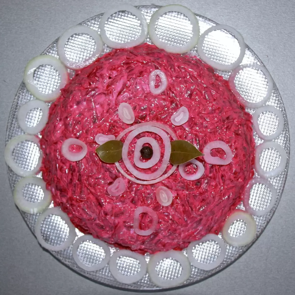 Сельдь по-немецки: как сделать закуску, которую оценят даже президенты