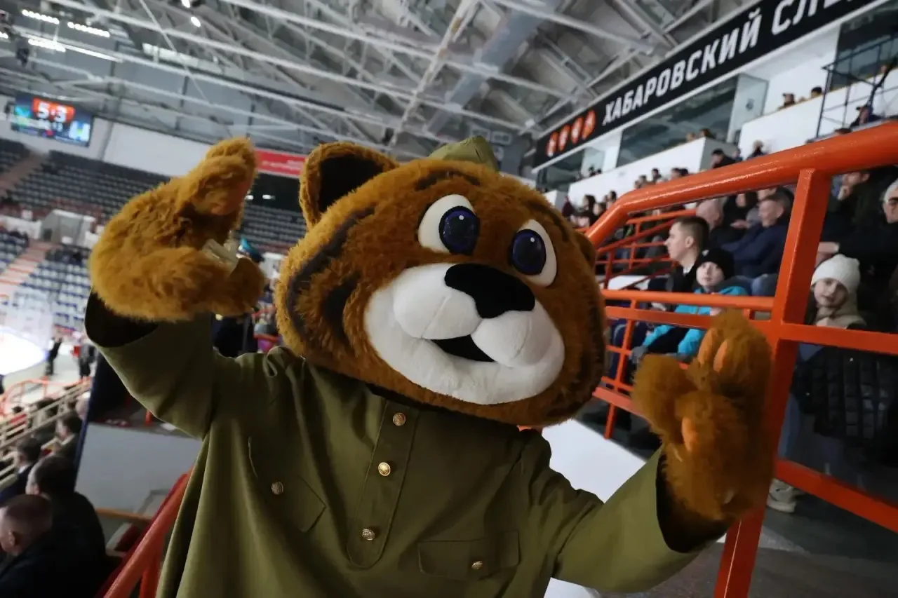 Дмитрий Демешин: Победой приморцев завершился вчера хоккейный турнир, посвящённый светлой памяти настоящего героя, сотрудника спецназа ФСБ Романа Клиза Дмитрий Демешин: Победой приморцев завершился вчера хоккейный турнир, посвящённый светлой памяти настоящего героя, сотрудника спецназа ФСБ Романа Клиза