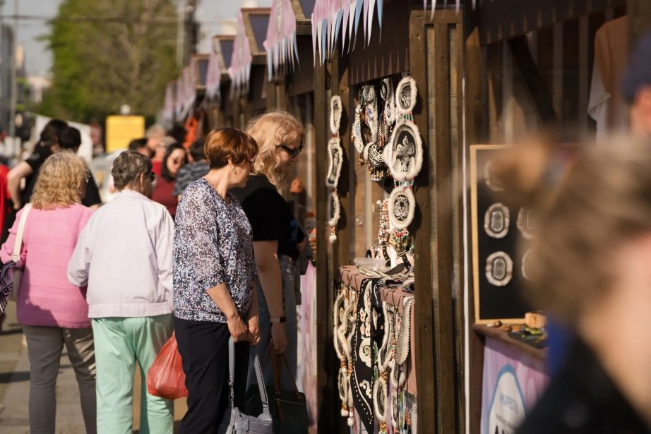 Завершается прием заявок на участие в краевом фестивале-ярмарке «АмурФест.Весна» Завершается прием заявок на участие в краевом фестивале-ярмарке «АмурФест.Весна»