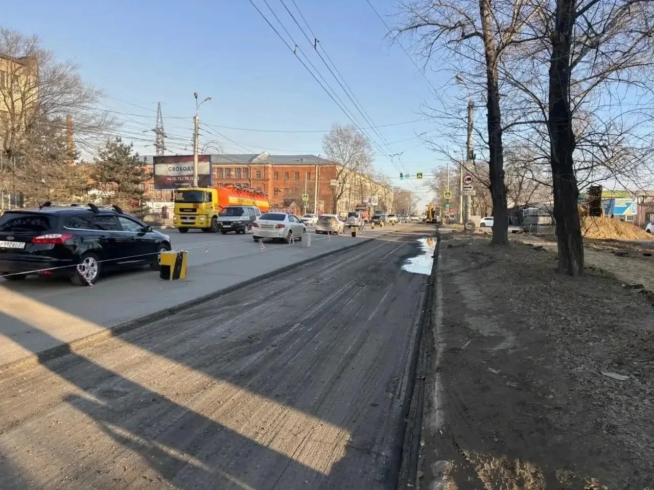 Сергей Кравчук: Вместе с плановым ямочным ремонтом мы начали масштабную реконструкцию дорог по нацпроекту «Инфраструктура для жизни», инициированному Президентом России Владимиром Владимировичем Путиным Сергей Кравчук: Вместе с плановым ямочным ремонтом мы начали масштабную реконструкцию дорог по нацпроекту «Инфраструктура для жизни», инициированному Президентом России Владимиром Владимировичем Путиным