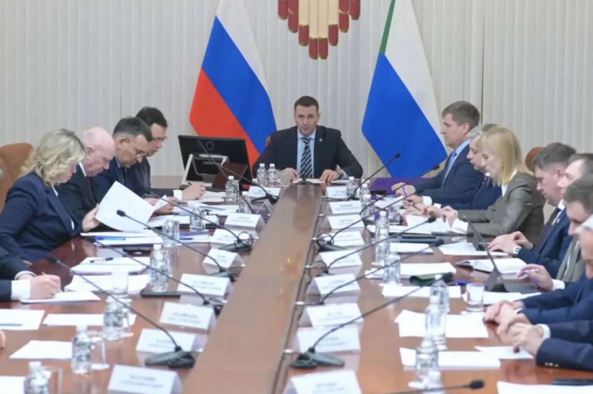 Дмитрий Демешин предложил новые векторы развития промышленности и молодёжной политики в крае