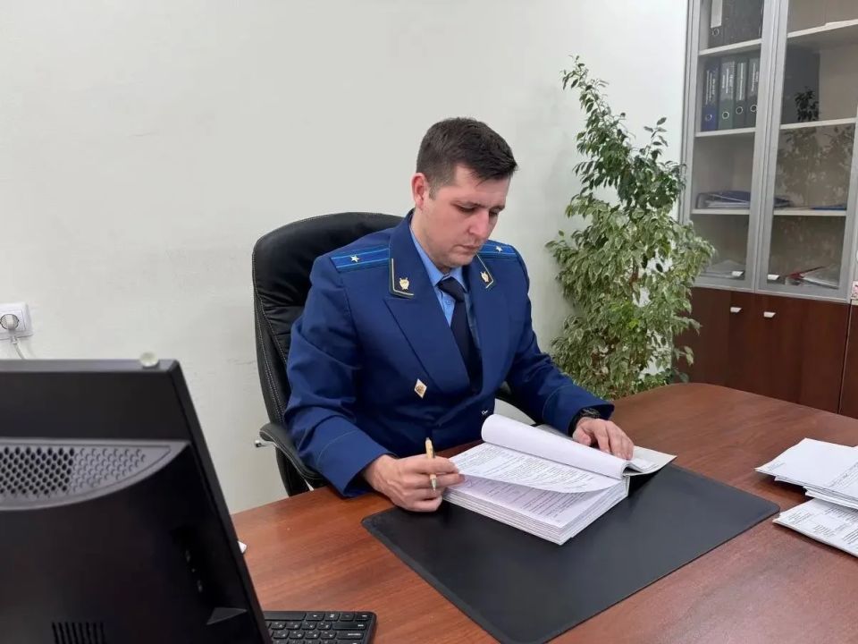 � ���������� � ��� ���������� ��������� ���� � ��������� 38-������ �������, ���������� � ����� ����� � �������, ���������� �� ������ ���� � ���