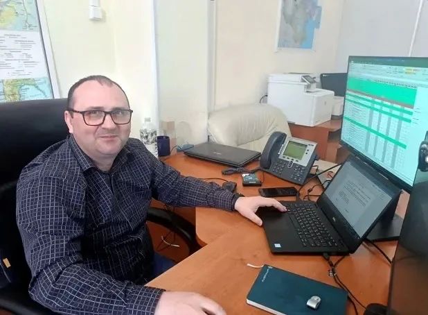 Дмитрий Демешин: Сегодня – День радио. Праздник, который объединяет всех, кто создаёт и сохраняет единое информационное пространство нашего региона Дмитрий Демешин: Сегодня – День радио. Праздник, который объединяет всех, кто создаёт и сохраняет единое информационное пространство нашего региона