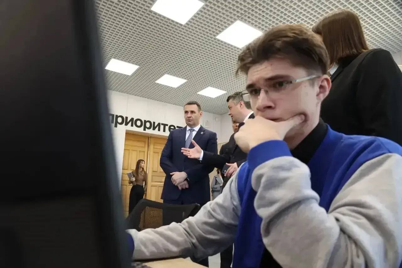Дмитрий Демешин: В эти дни Хабаровский край стал центром науки! Дмитрий Демешин: В эти дни Хабаровский край стал центром науки!