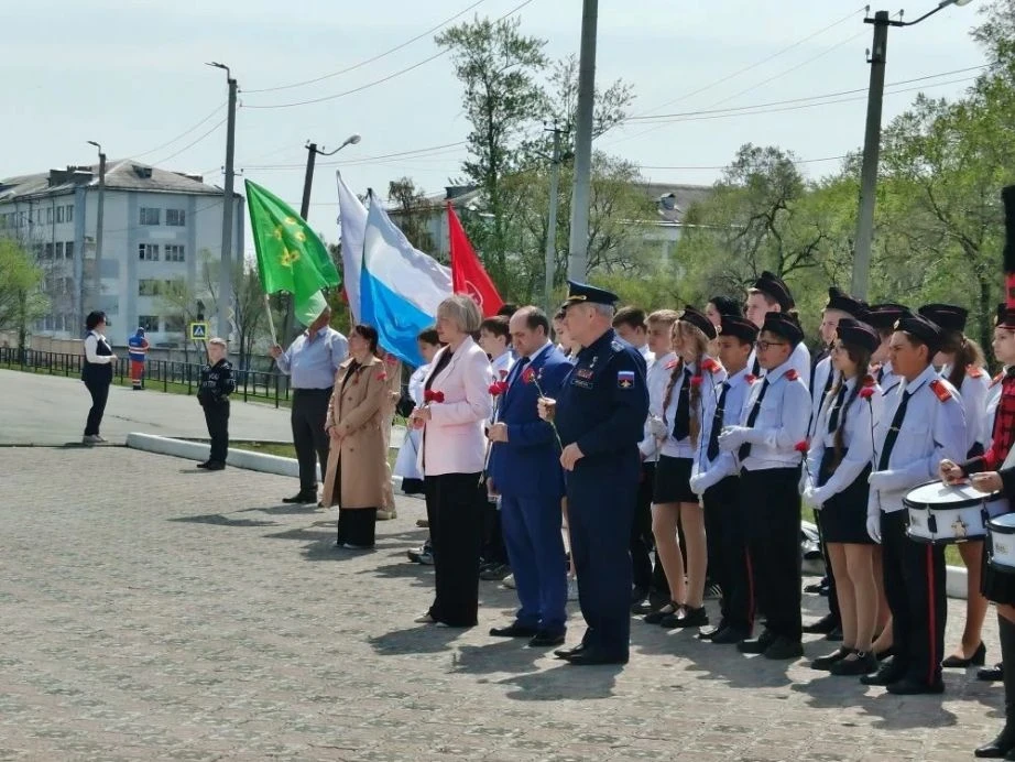 Герои России в Хабаровском крае: в регионе проводятся встречи с людьми, чьи подвиги навсегда вписаны в историю Отечества Герои России в Хабаровском крае: в регионе проводятся встречи с людьми, чьи подвиги навсегда вписаны в историю Отечества