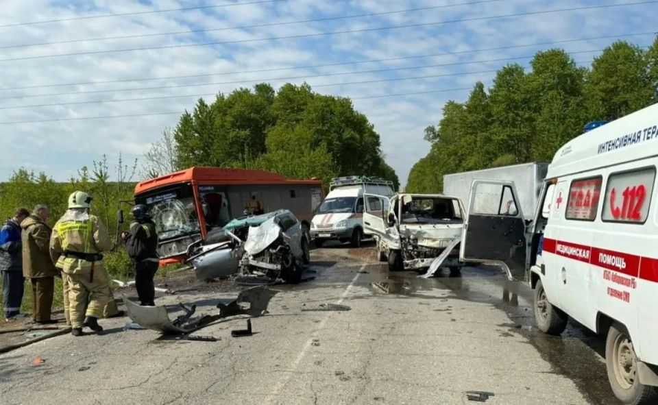 Три человека пострадали в ДТП с автобусом в Хабаровском районе