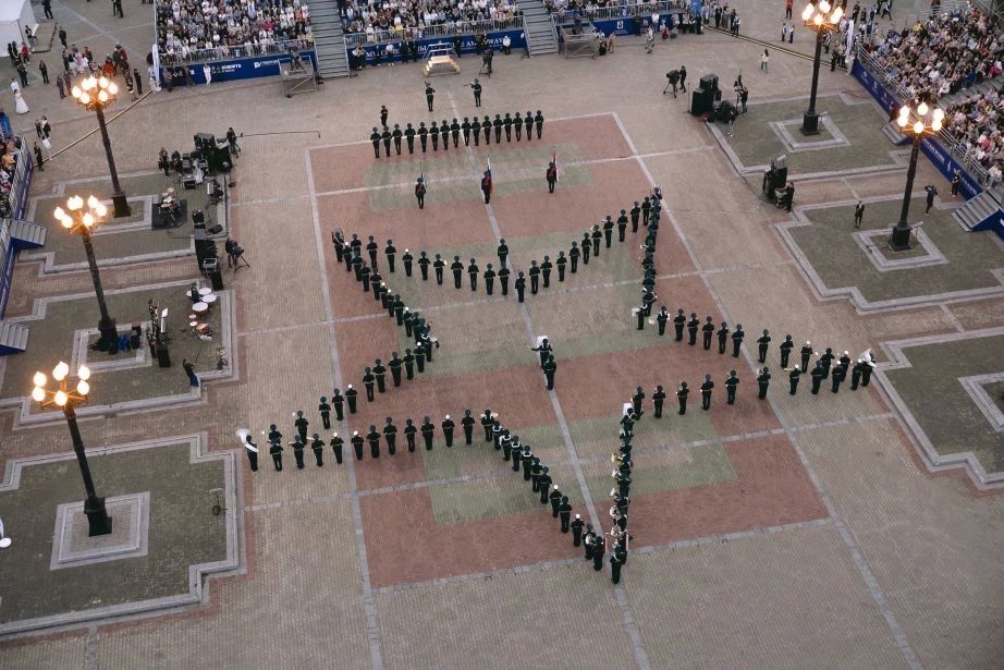 До XIV Международного военно-музыкального фестиваля «Амурские волны» осталось меньше недели До XIV Международного военно-музыкального фестиваля «Амурские волны» осталось меньше недели