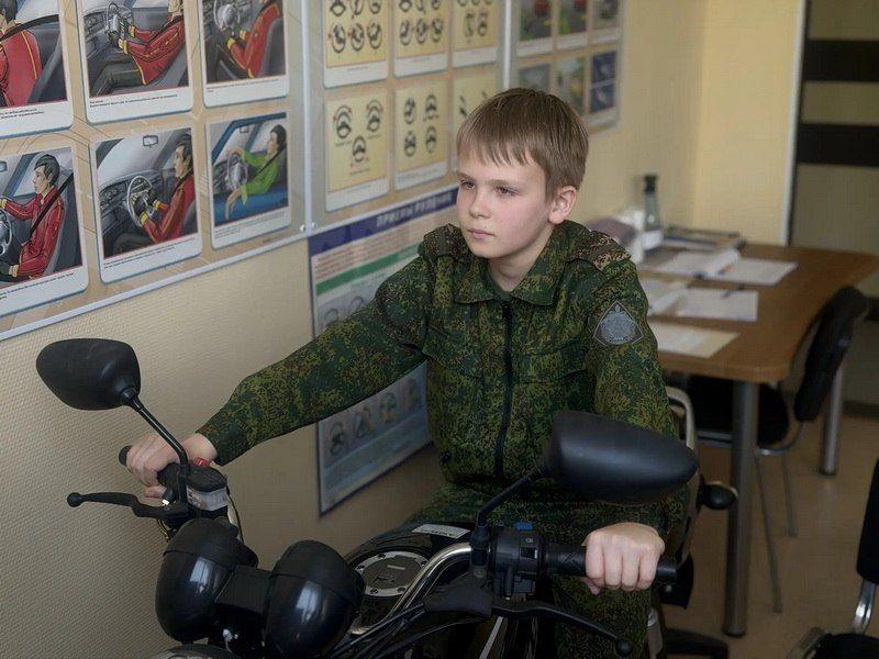 Сотрудники Госавтоинспекции района имени Лазо организовали профилактическое мероприятие «Юные водители на старте» Сотрудники Госавтоинспекции района имени Лазо организовали профилактическое мероприятие «Юные водители на старте»