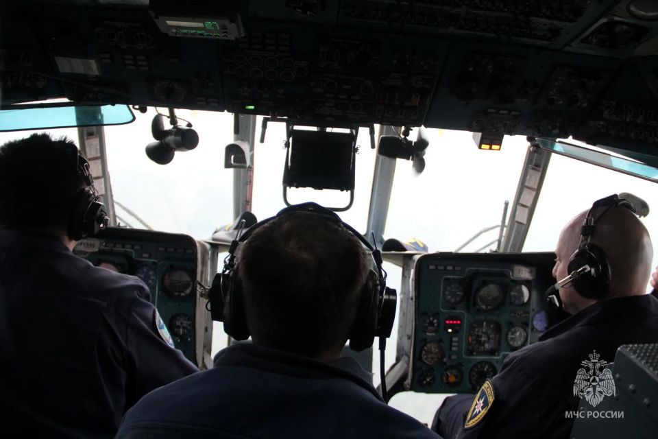 Межведомственная группировка провела работу по защите населенного пункта от пожара в Верхнебуреинском районе Межведомственная группировка провела работу по защите населенного пункта от пожара в Верхнебуреинском районе