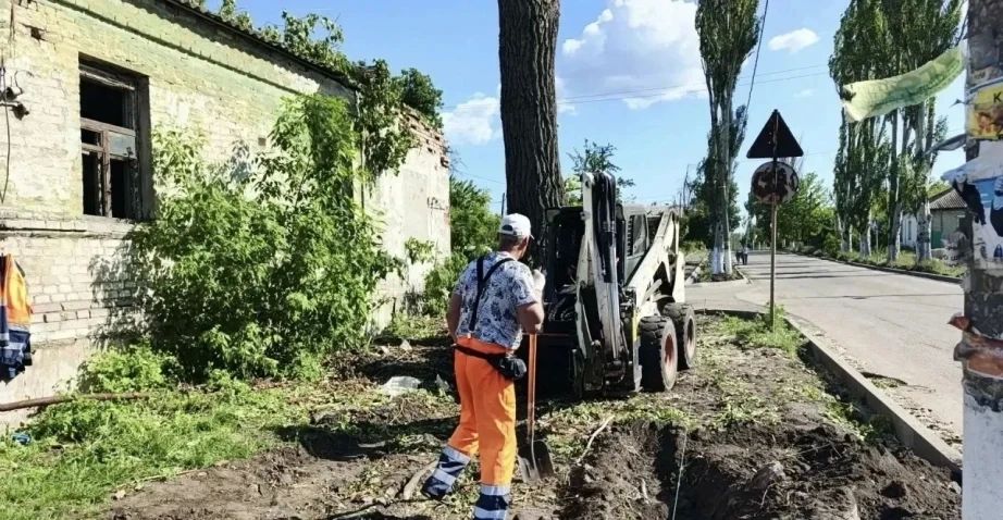 На 70 % завершено восстановление дорог в подшефном региону Дебальцево На 70 % завершено восстановление дорог в подшефном региону Дебальцево