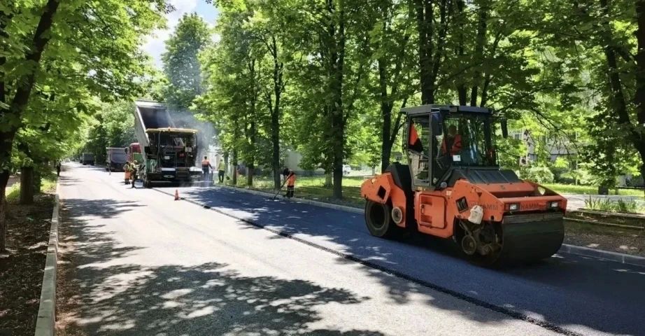 На 70 % завершено восстановление дорог в подшефном региону Дебальцево На 70 % завершено восстановление дорог в подшефном региону Дебальцево
