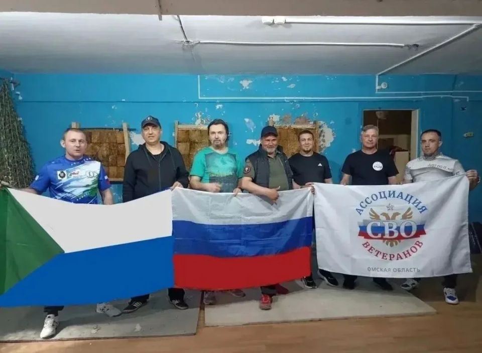 С пользой для души и тела: хабаровский ветеран Евгений Шнайдер провел мастер-класс по метанию ножа в Омске С пользой для души и тела: хабаровский ветеран Евгений Шнайдер провел мастер-класс по метанию ножа в Омске