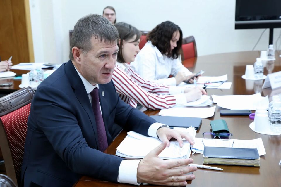 В региональном парламенте обсудили разработку законопроекта об ответственном ведении бизнеса В региональном парламенте обсудили разработку законопроекта об ответственном ведении бизнеса
