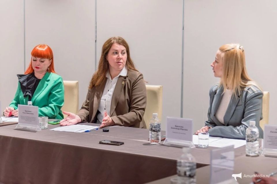 Роль ТОС в развитии Хабаровского края обсудили на Деловом клубе ИА AmurMedia Роль ТОС в развитии Хабаровского края обсудили на Деловом клубе ИА AmurMedia