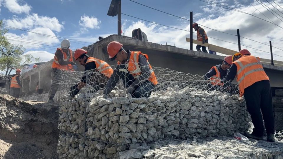В Хабаровске досрочно ремонтируют первую городскую развязку