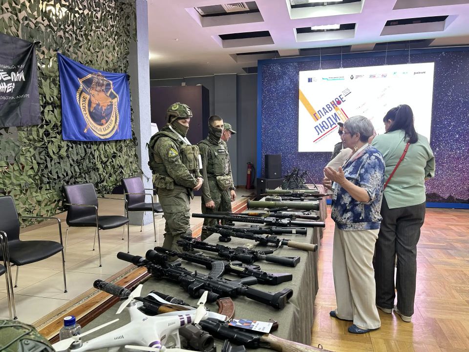 В Комсомольске-на-Амуре начал работу Гражданский форум «Главное – люди» В Комсомольске-на-Амуре начал работу Гражданский форум «Главное – люди»
