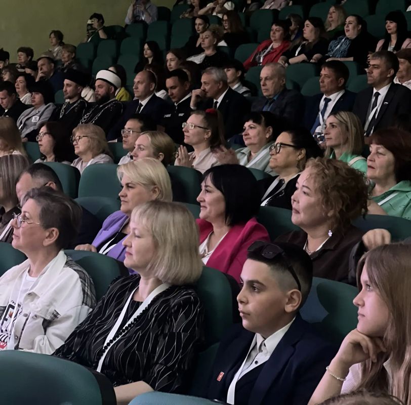 Гражданский форум «Главное люди» состоялся 28 мая в Комсомольске-на-Амуре Гражданский форум «Главное люди» состоялся 28 мая в Комсомольске-на-Амуре