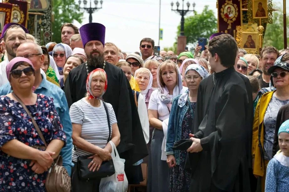 Дмитрий Демешин: «Вера всегда была и остаётся неотъемлемой частью великой России, душой нашего народа!» Дмитрий Демешин: «Вера всегда была и остаётся неотъемлемой частью великой России, душой нашего народа!»