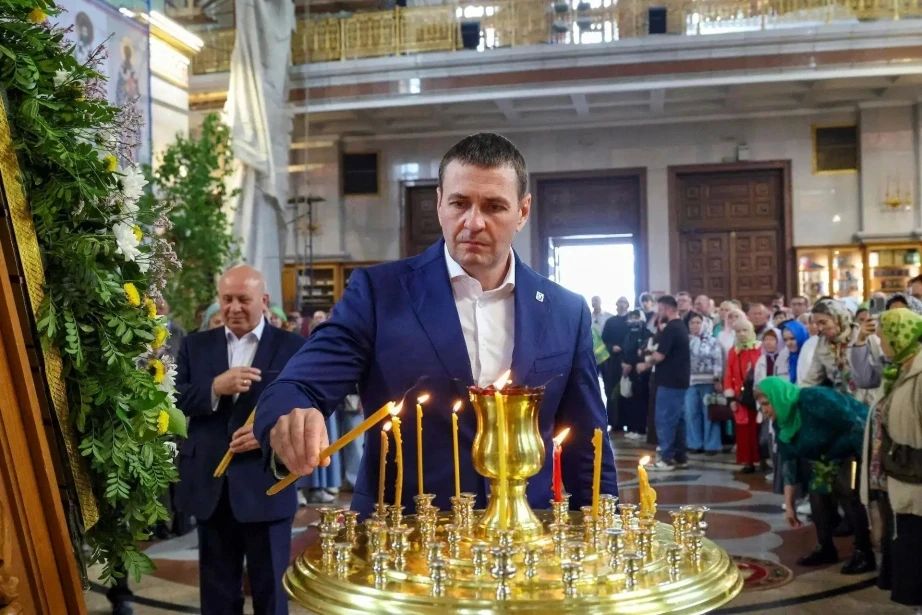 Дмитрий Демешин: «Вера всегда была и остаётся неотъемлемой частью великой России, душой нашего народа!» Дмитрий Демешин: «Вера всегда была и остаётся неотъемлемой частью великой России, душой нашего народа!»