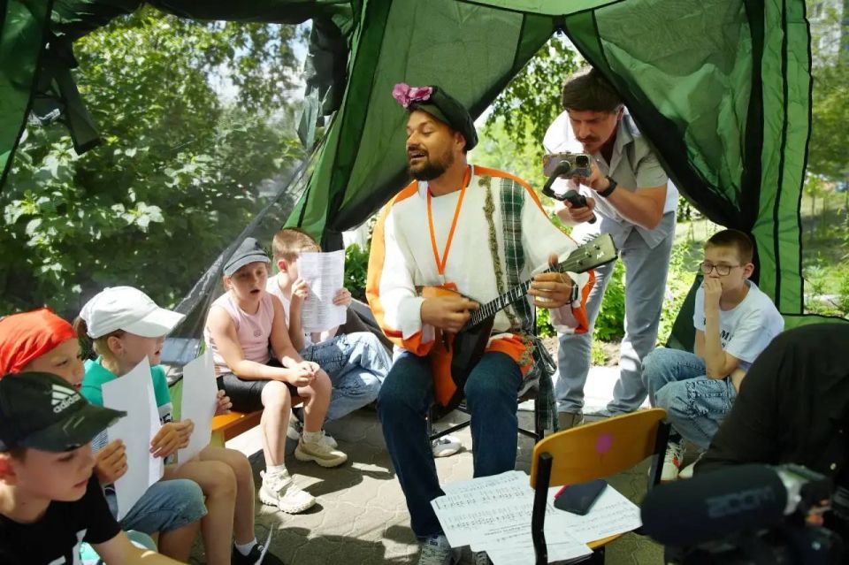 Дмитрий Демешин: В крае стартовала масштабная оздоровительная кампания «Хабаровское лето» Дмитрий Демешин: В крае стартовала масштабная оздоровительная кампания «Хабаровское лето»