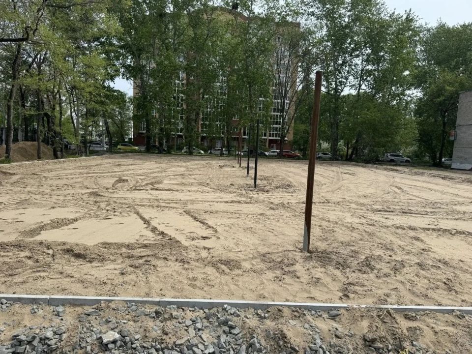 Александр Жорник: В ходе рабочей поездки в Комсомольск-на-Амуре совместно с депутатами городской Думы и руководителем управления дорожной деятельности администрации города проверили ход благоустройства общественных... Александр Жорник: В ходе рабочей поездки в Комсомольск-на-Амуре совместно с депутатами городской Думы и руководителем управления дорожной деятельности администрации города проверили ход благоустройства общественных...