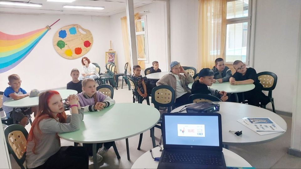 Сотрудники Госавтоинспекции района имени Лазо провели профилактическое мероприятие «Лето с пользой» Сотрудники Госавтоинспекции района имени Лазо провели профилактическое мероприятие «Лето с пользой»