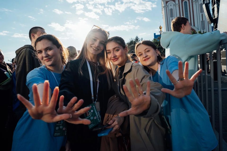 Яркая и дерзкая – Российская студенческая весна! Яркая и дерзкая – Российская студенческая весна!